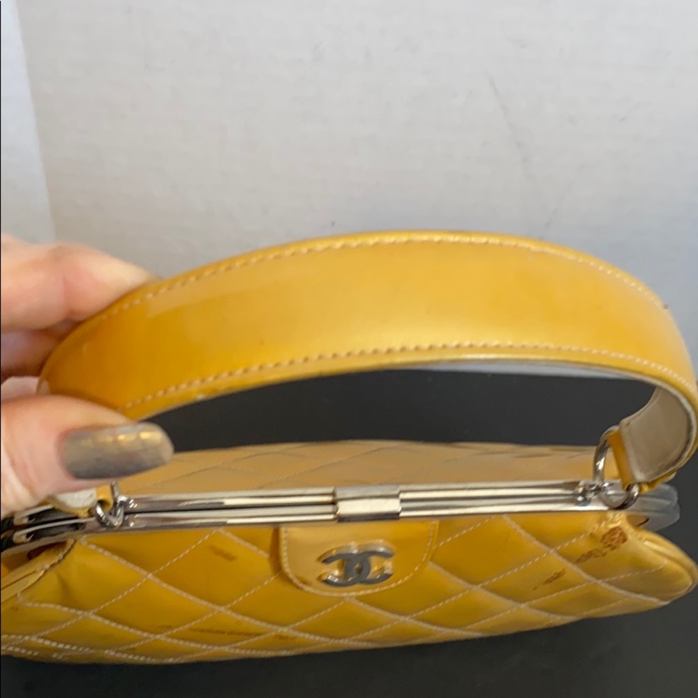 Chanel patent leather box satchel - Picture 3 of 8